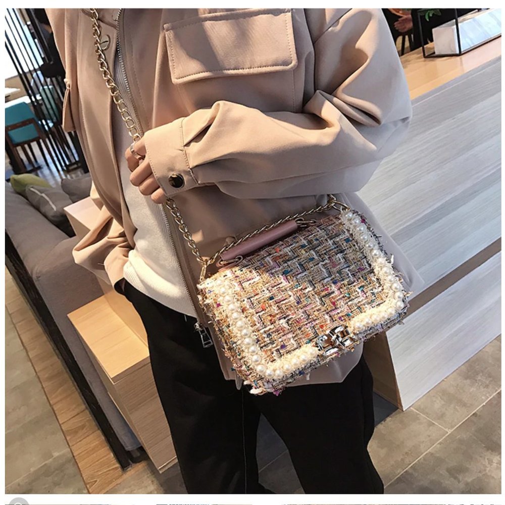 Magical Woolen Pink Crossbody Bag - Picture 4 of 5